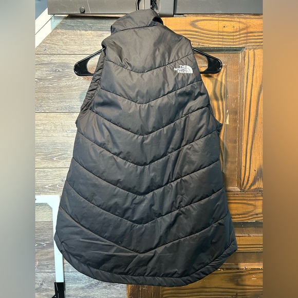 North Face Vest - Picture 2 of 3